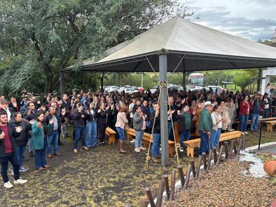 Festa em Louvor ao Senhor Bom Jesus reúne grande público em Linha Nova e celebra 32 anos de tradição em Rio Bonito do Iguaçu
